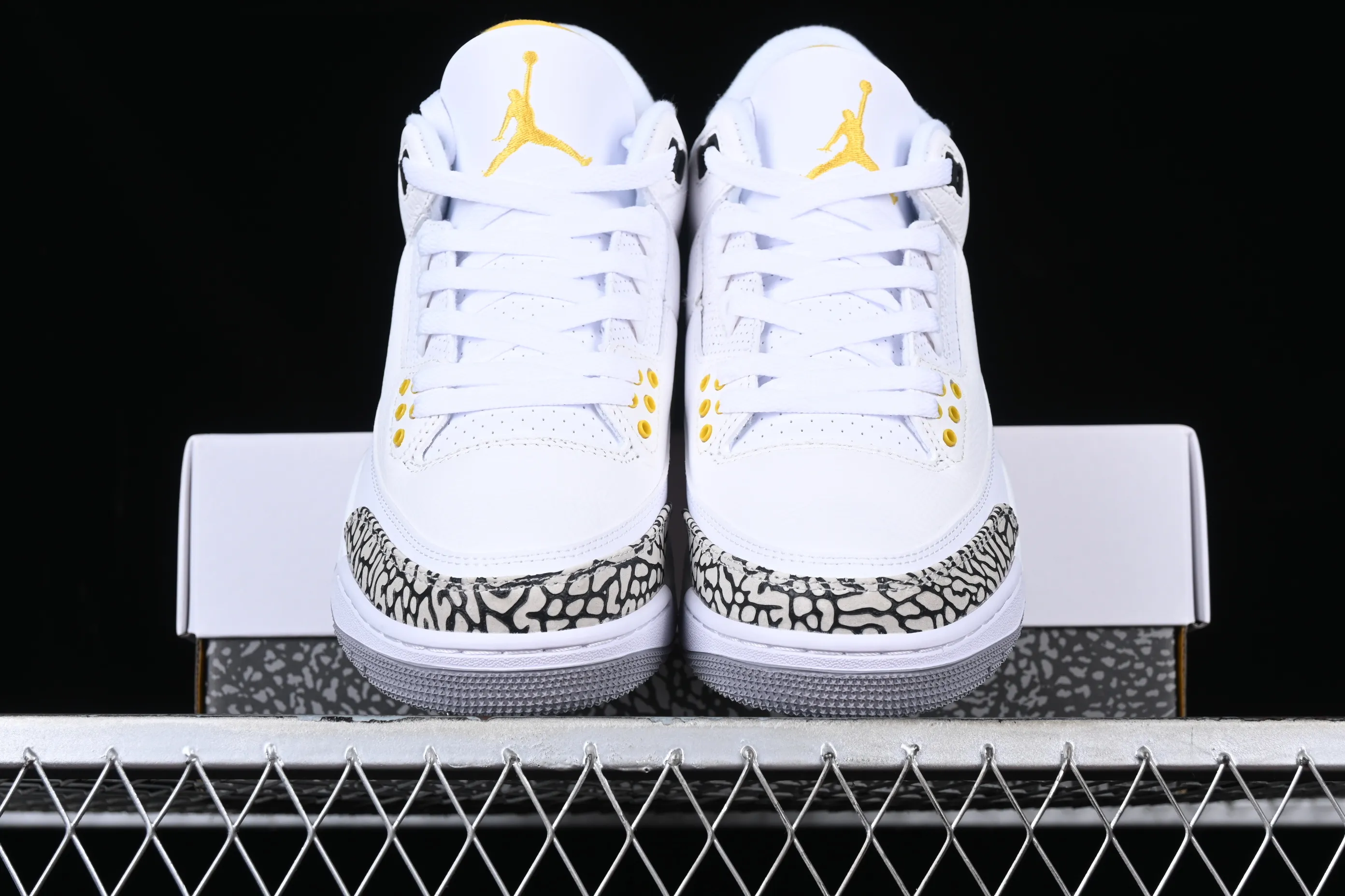 All categories Air Jordan Jordan series basketball shoes Air Jordan 3 Air Jordan 3 Retro "Laser Orange" AJ3 Joe 3 Laser Orange First layer CK9246-108